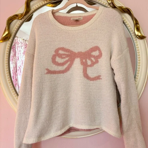 Happily Grey bow fleece long sleeve sweater NWOT 🎀 (Loveshackfancy vibes)🎀 - Picture 3 of 6